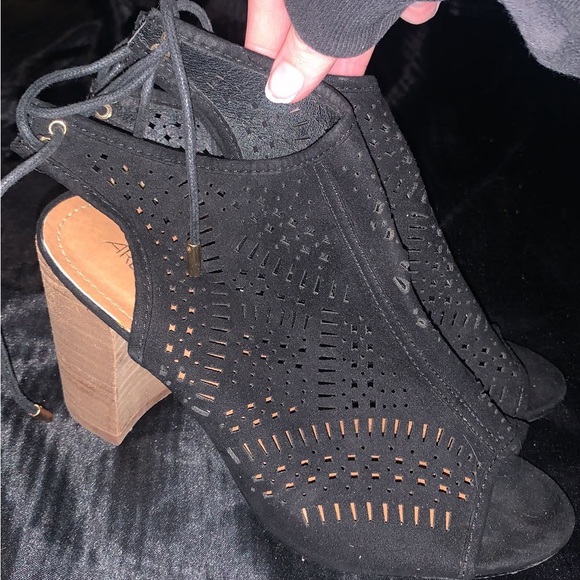 👟👠 2 for $100 | NWOT | Peep Toed Cut Out Block High Heel Booties from Ardene - Picture 1 of 5